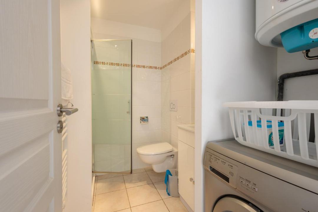 Photo of Bathroom in Reilhanette