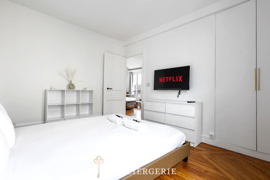 Photo of Bedroom in Petit-Ivry