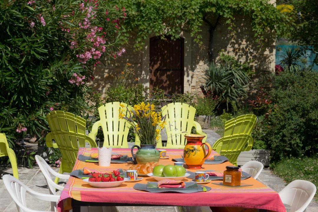 Photo of Others in Visan