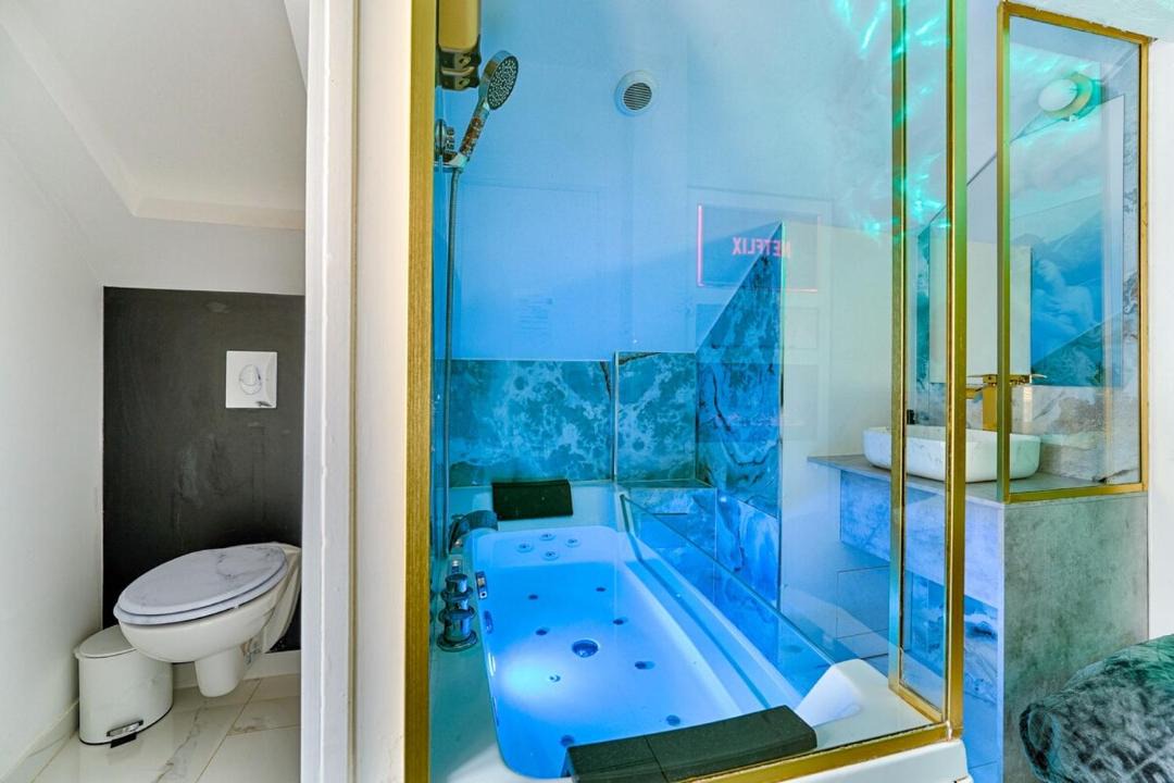 Photo of Bathroom in Montgeron