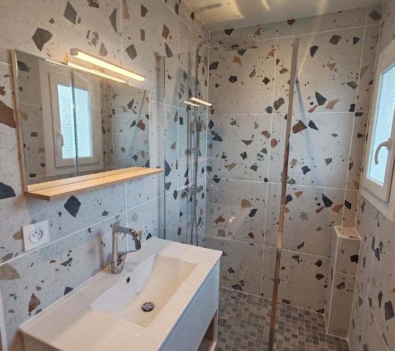 Photo of Bathroom in Saint-Maur