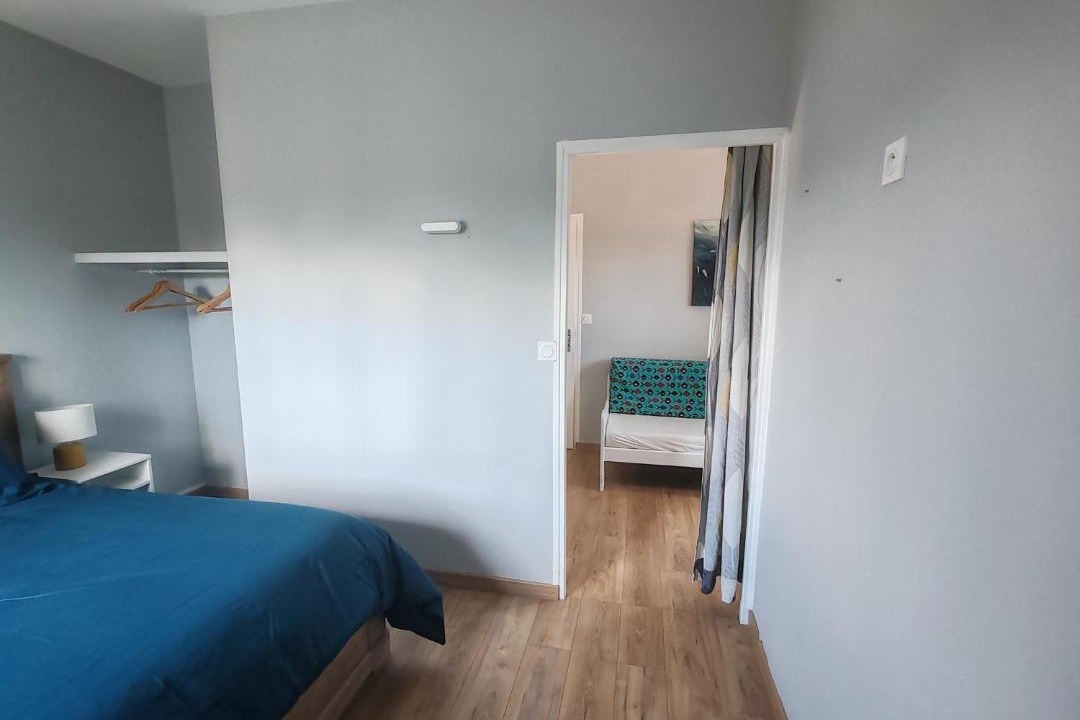 Photo of Bedroom in Saint-Maur
