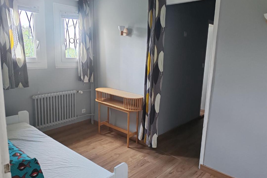 Photo of Bedroom in Saint-Maur