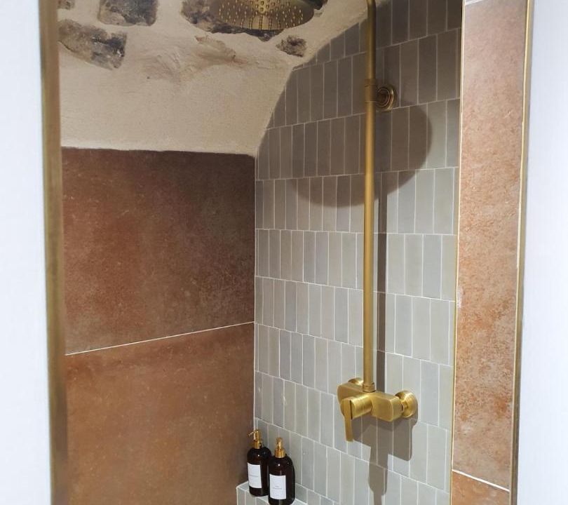 Photo of Bathroom in Etoile-sur-Rhone