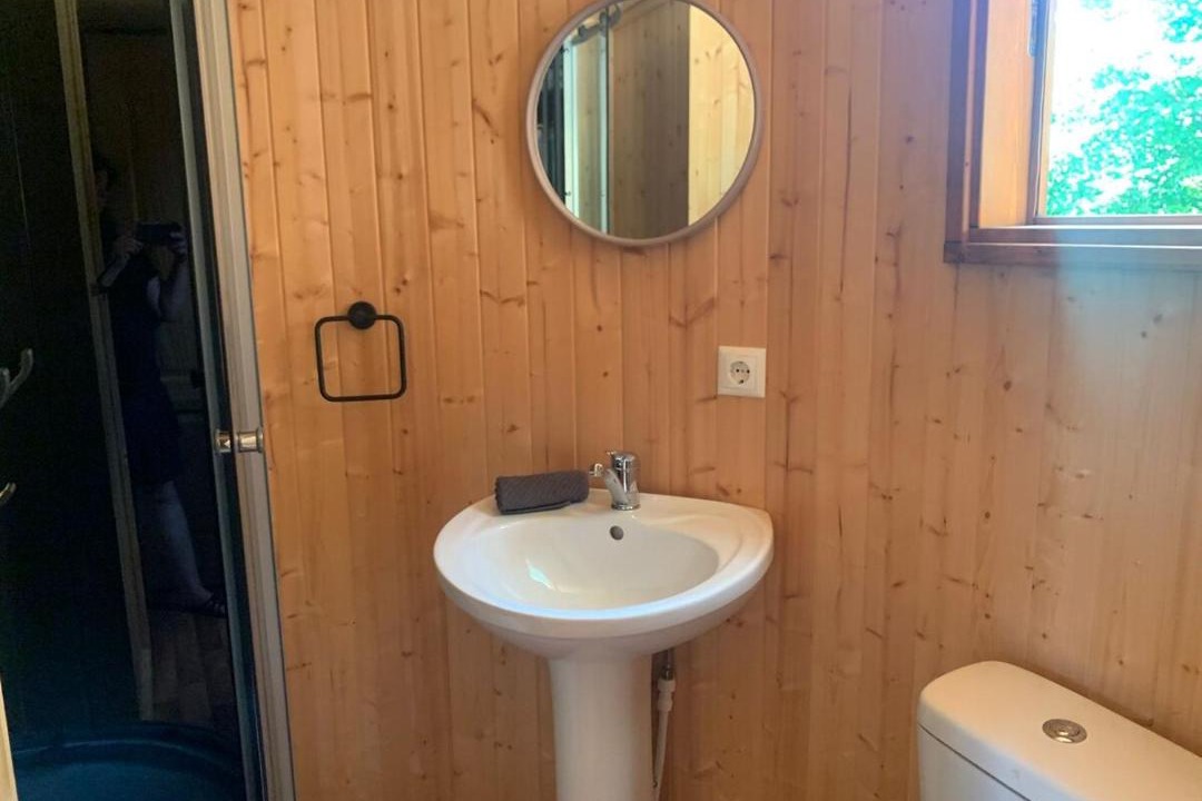 Photo of Bathroom in Roye