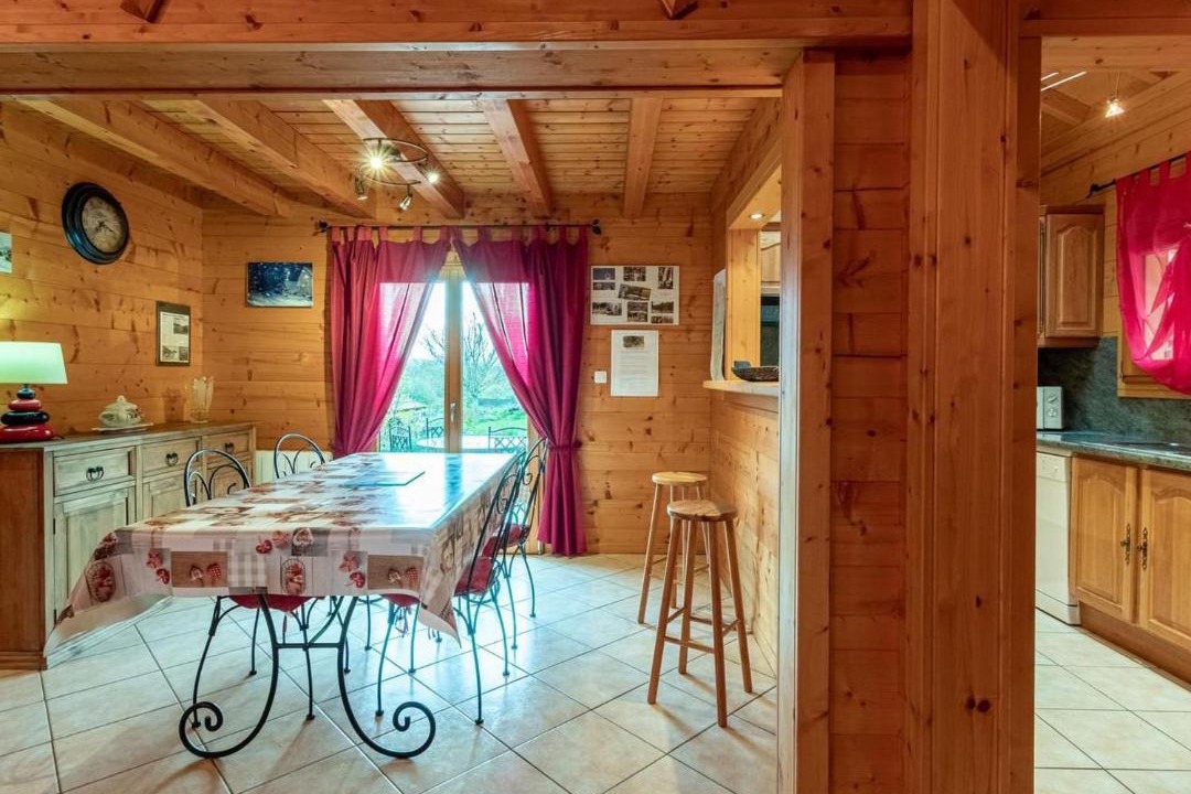 Photo of Kitchen in Etobon