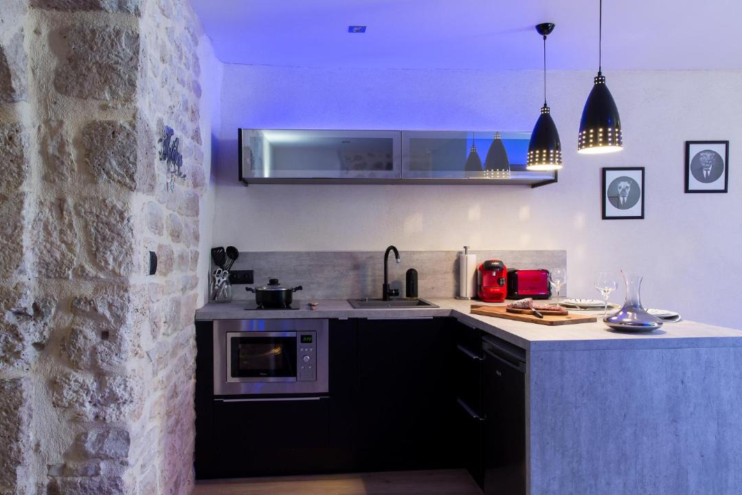 Photo of Kitchen in Chateauneuf-du-Rhone