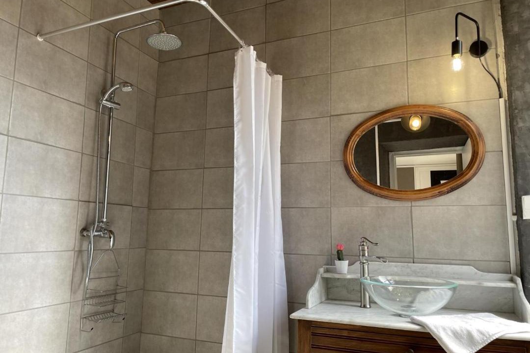 Photo of Bathroom in Besson