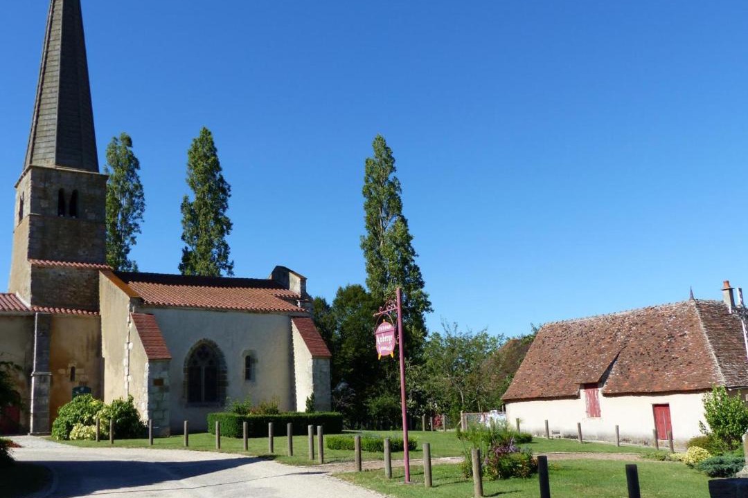 Photo of Buildings in Meillard