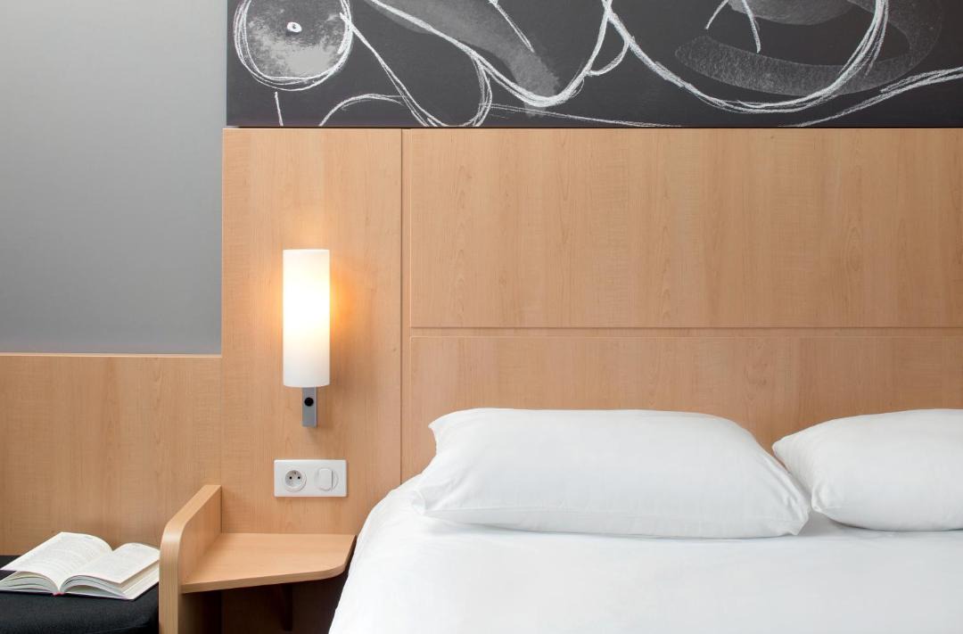Photo of Bedroom in Montceau-les-Mines