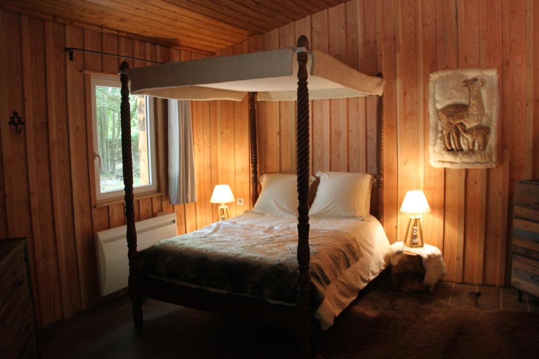 Photo of Bedroom in Janvry