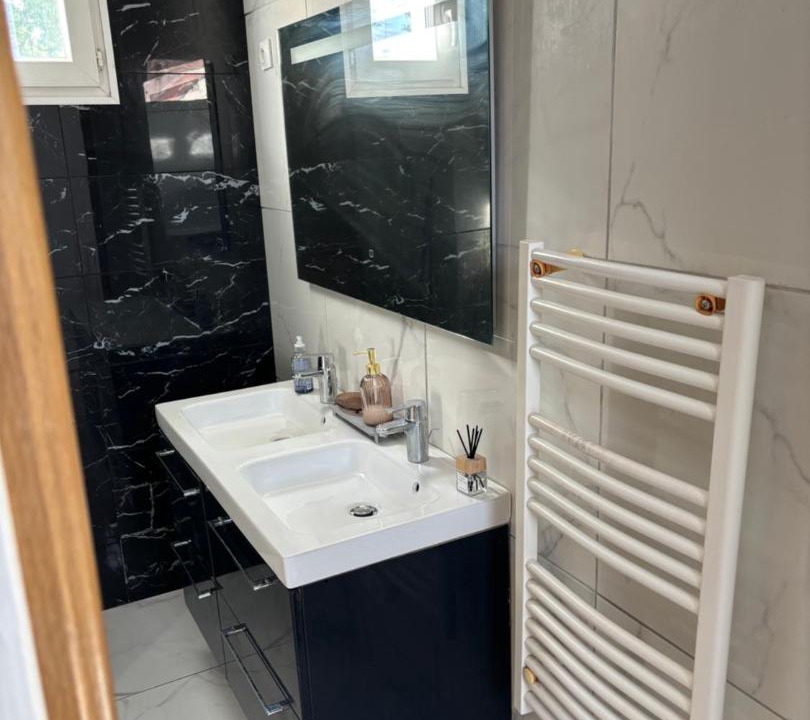 Photo of Bathroom in Saint-Michel-sur-Orge