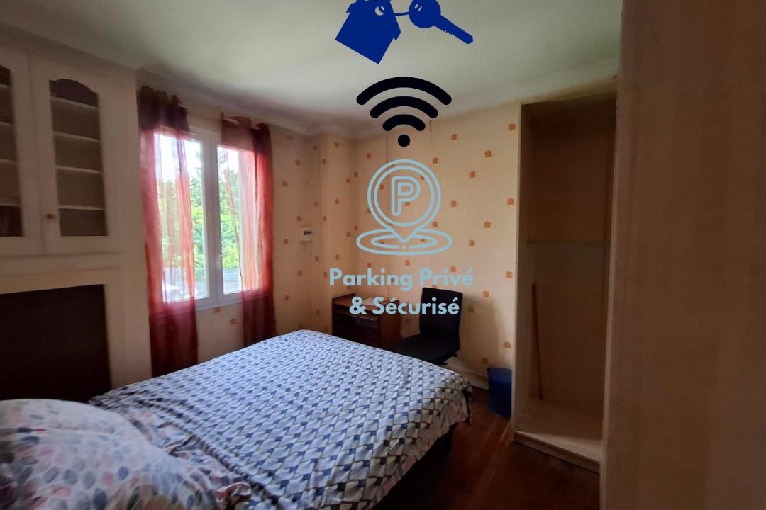 Photo of Bedroom in Vigneux-sur-Seine