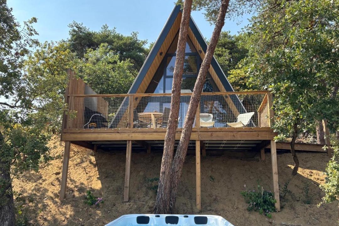 Photo of Others in Bathernay
