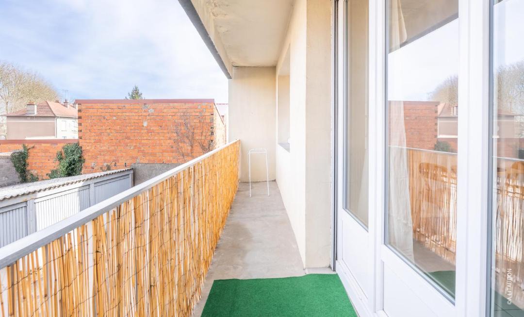 Photo of Patio Balcony in Digoin