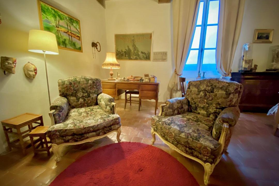 Photo of Others in Avallon