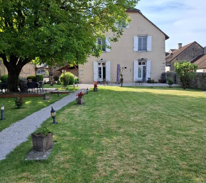 Photo of Others in Chateau-Chalon
