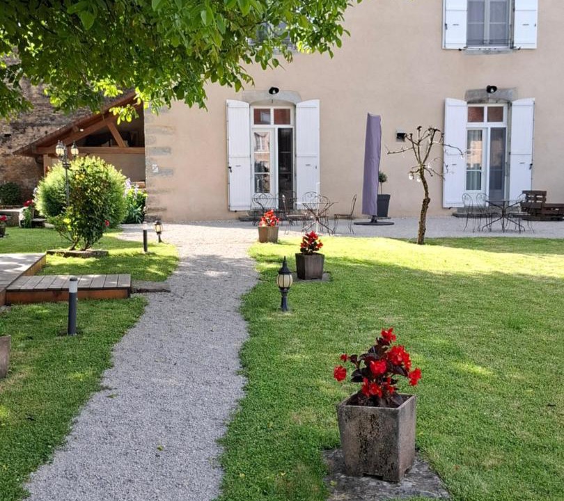 Photo of Others in Chateau-Chalon