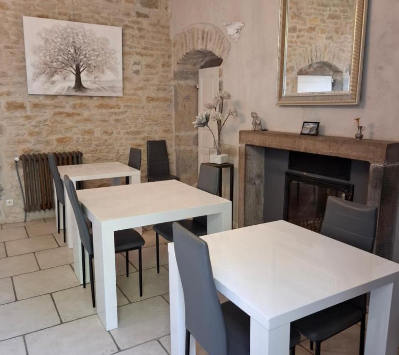Photo of Others in Chateau-Chalon