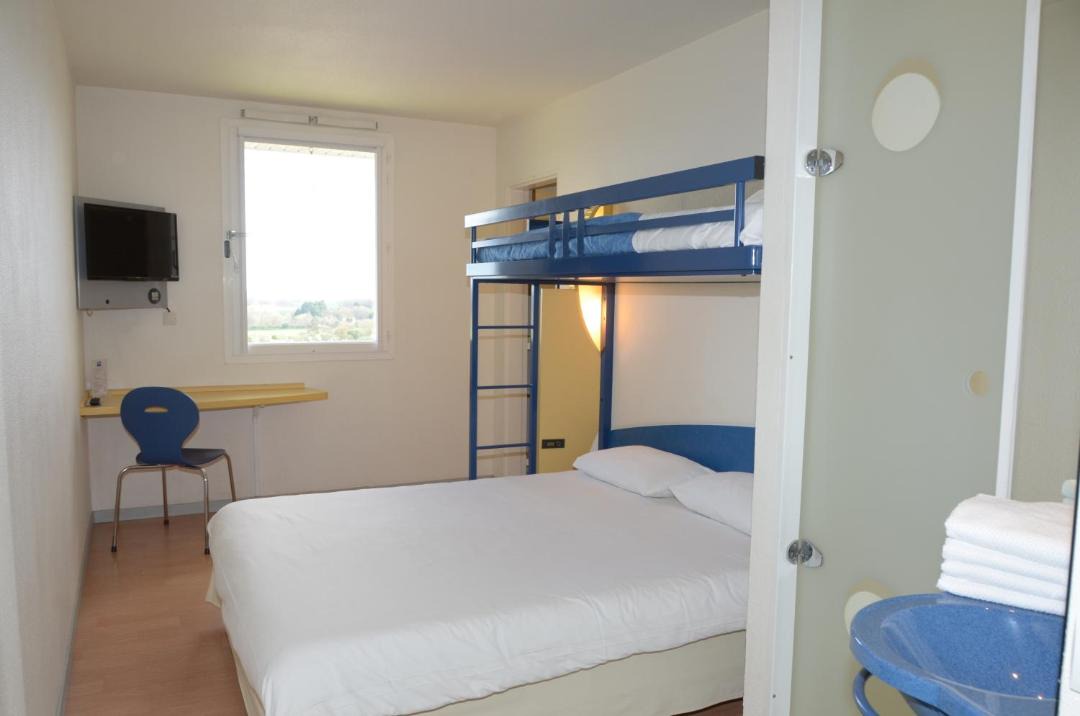 Photo of Bedroom in Varennes-Vauzelles