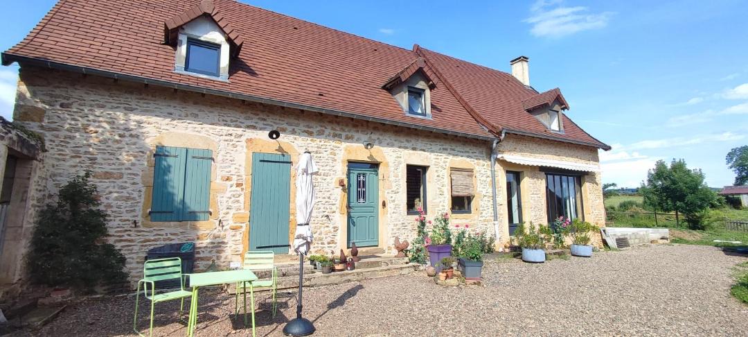 Photo of Others in Ouroux-sous-le-Bois-Sainte-Marie