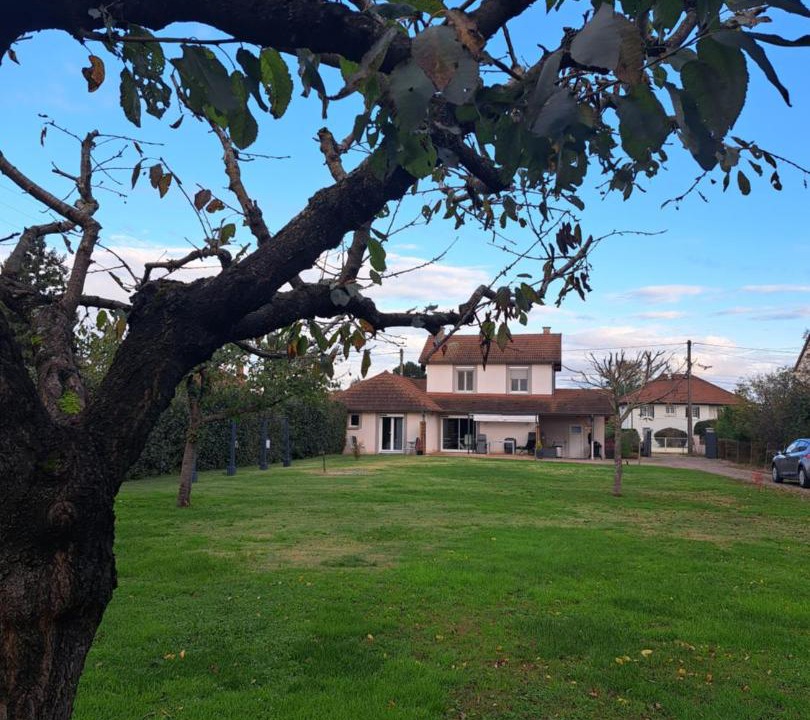 Photo of Others in Renaison