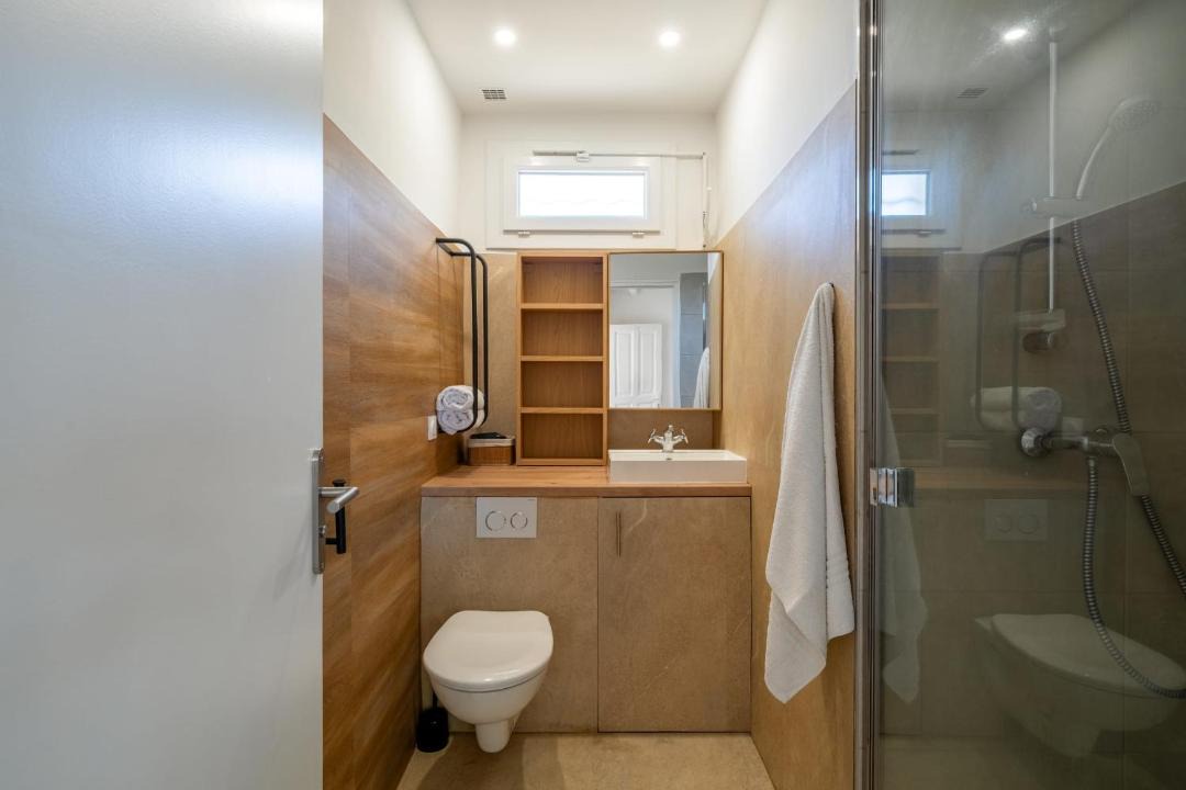 Photo of Bathroom in La Roque-sur-Pernes