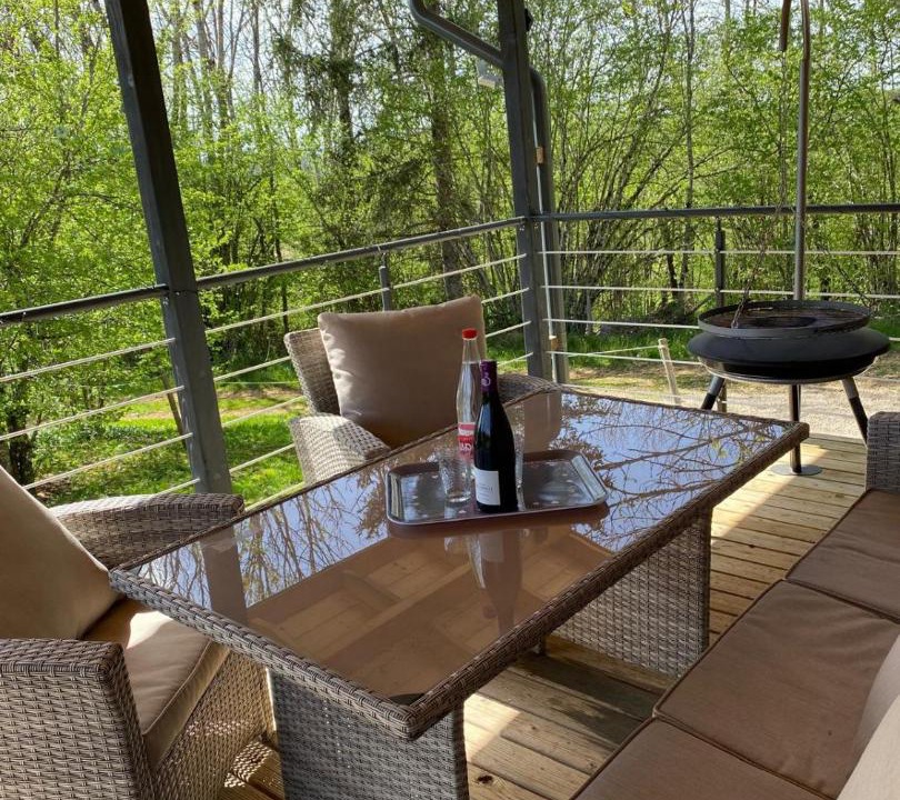Photo of Patio Balcony in Saint-Laurent-en-Grandvaux