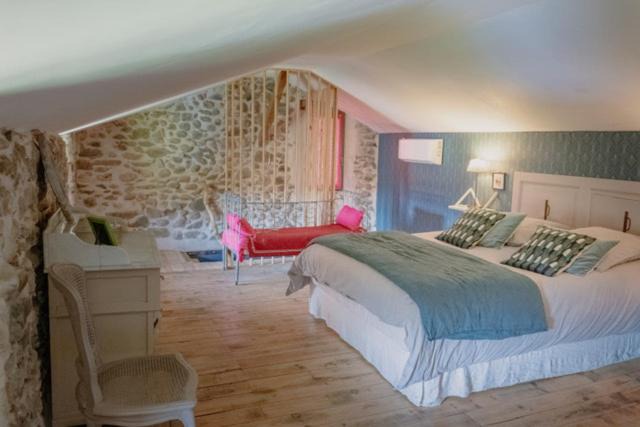Photo of Bedroom in Saint-Romans