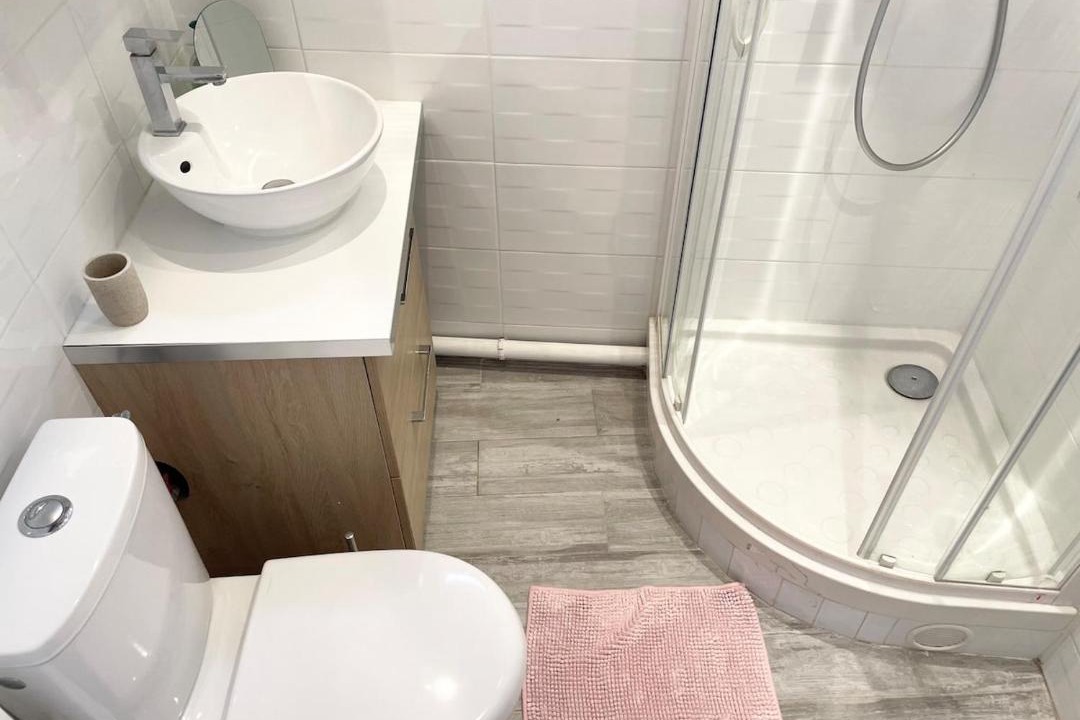 Photo of Bathroom in Le Kremlin-Bicetre