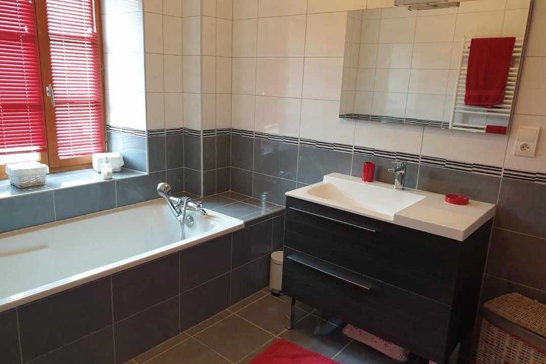 Photo of Bathroom in Island