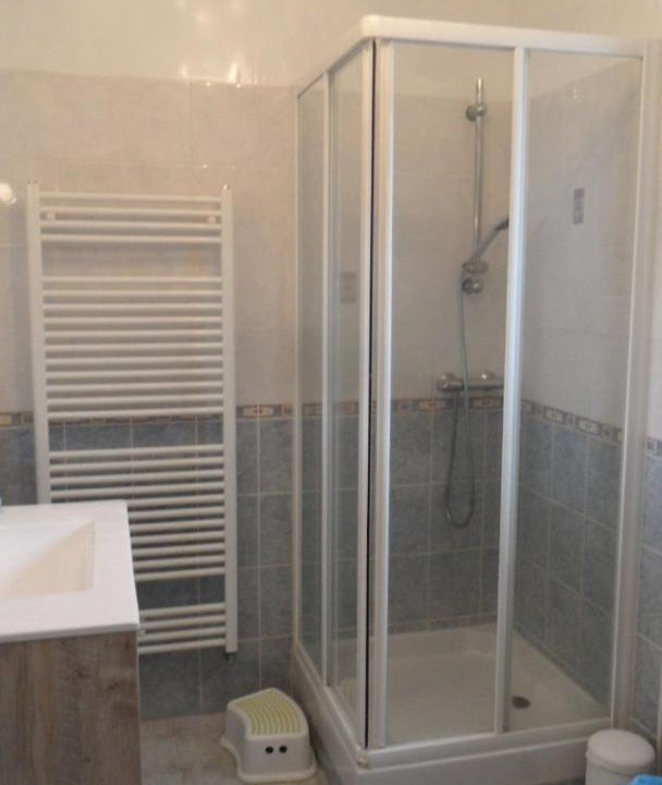 Photo of Bathroom in Island