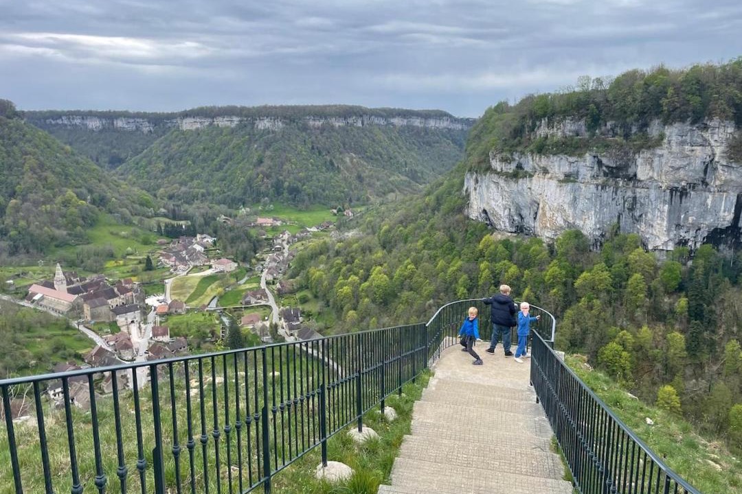 Photo of Others in Lavigny