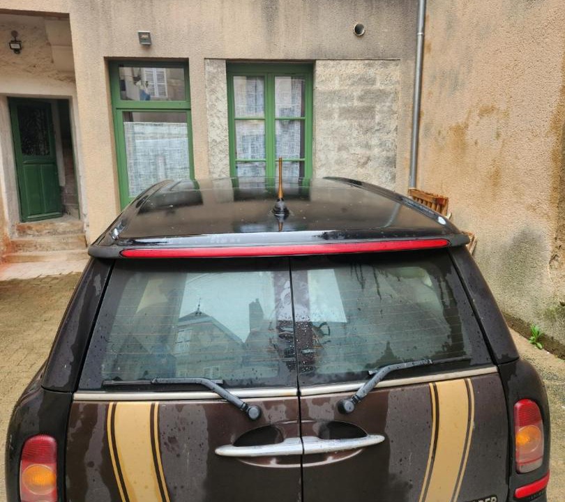 Photo of Others in Avallon