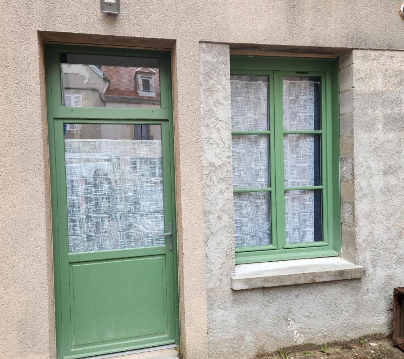 Photo of Others in Avallon