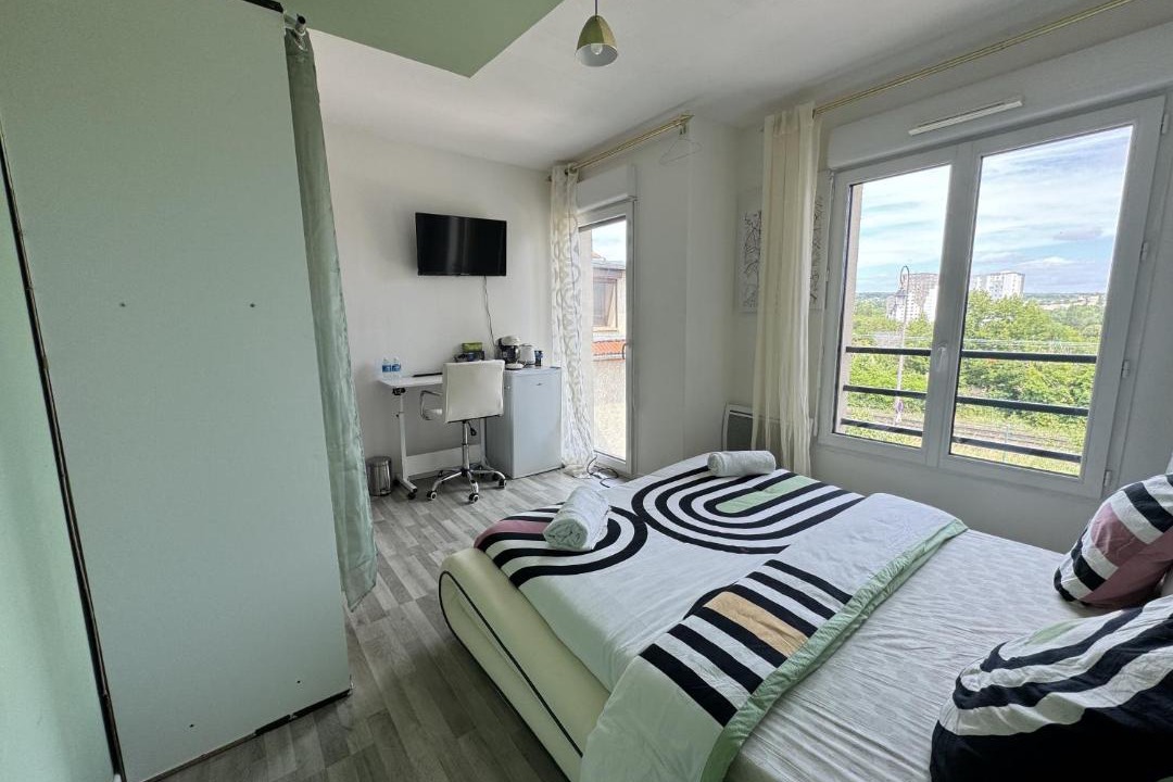 Photo of Bedroom in Antony
