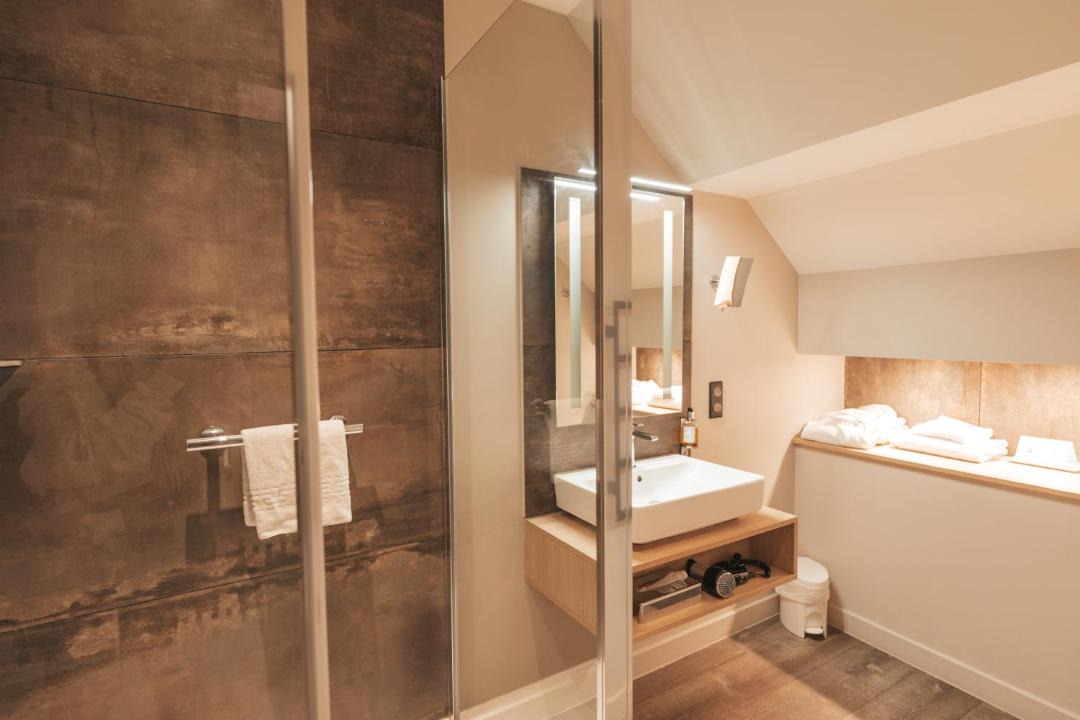 Photo of Bathroom in Dracy-le-Fort