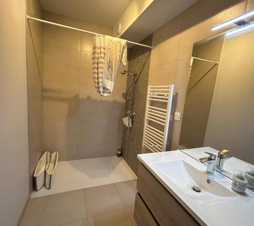 Photo of Bathroom in Chateauneuf-de-Galaure