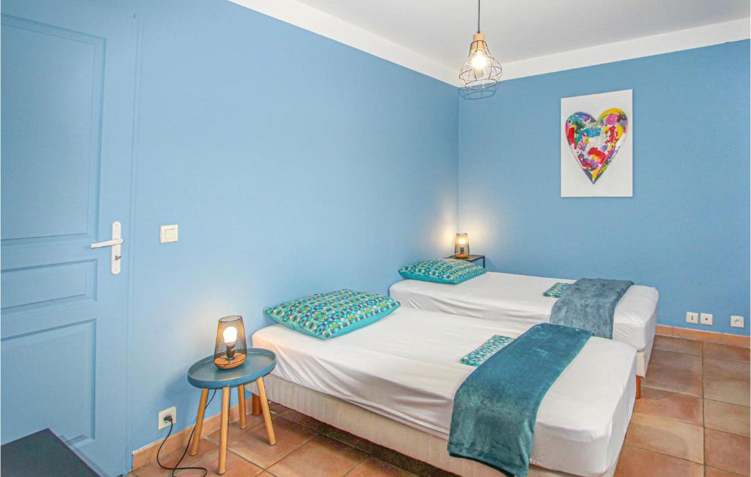 Photo of Bedroom in Saint-Thome