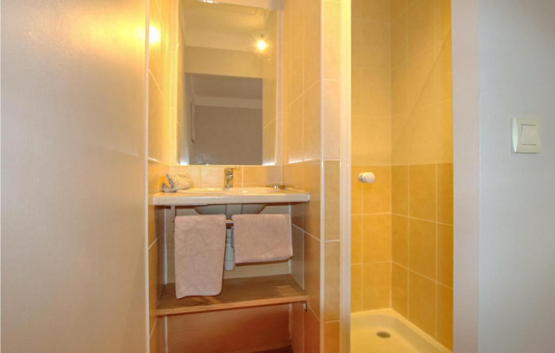 Photo of Bathroom in Saint-Thome