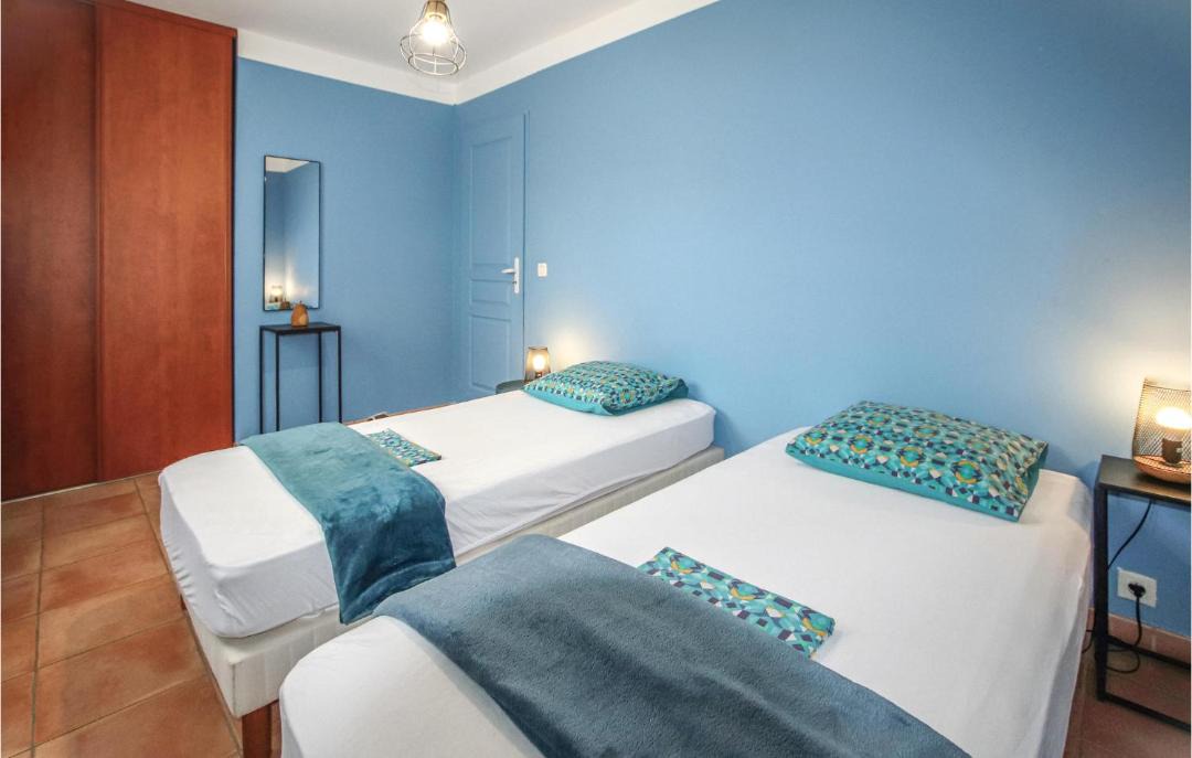 Photo of Bedroom in Saint-Thome