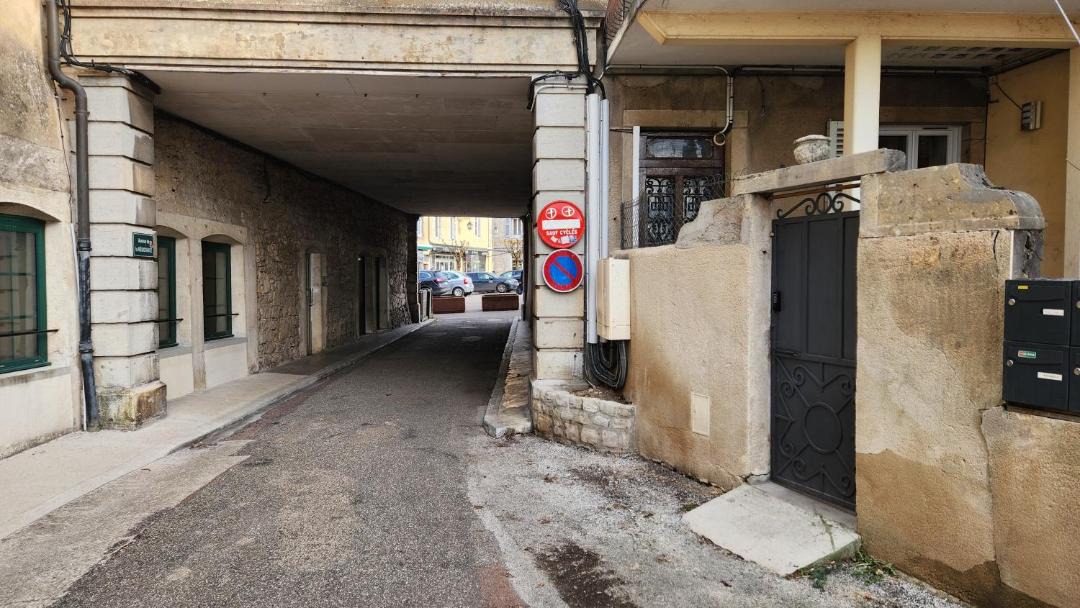 Photo of Others in Poligny