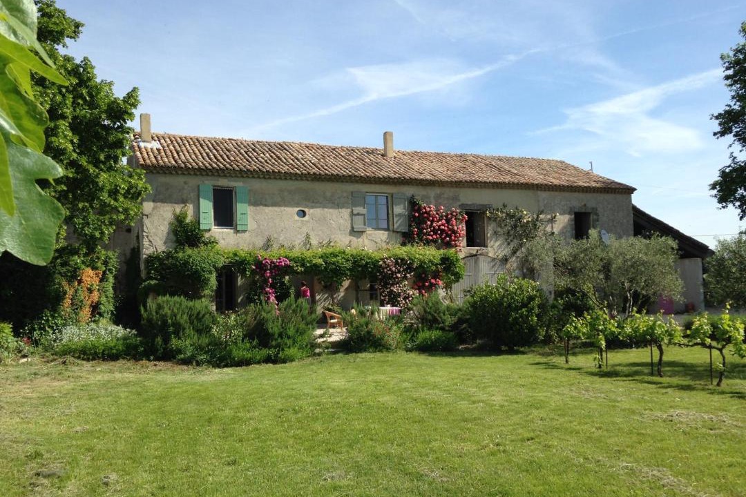 Photo of Buildings in Lamotte-du-Rhone