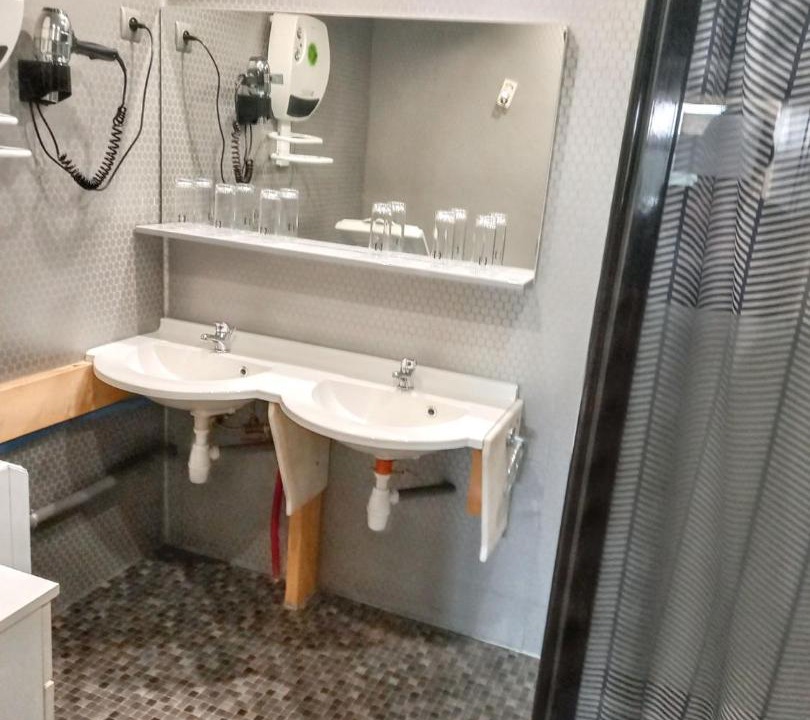 Photo of Bathroom in Echenans