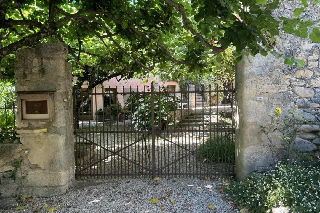 Photo of Others in Beaumont-du-Ventoux