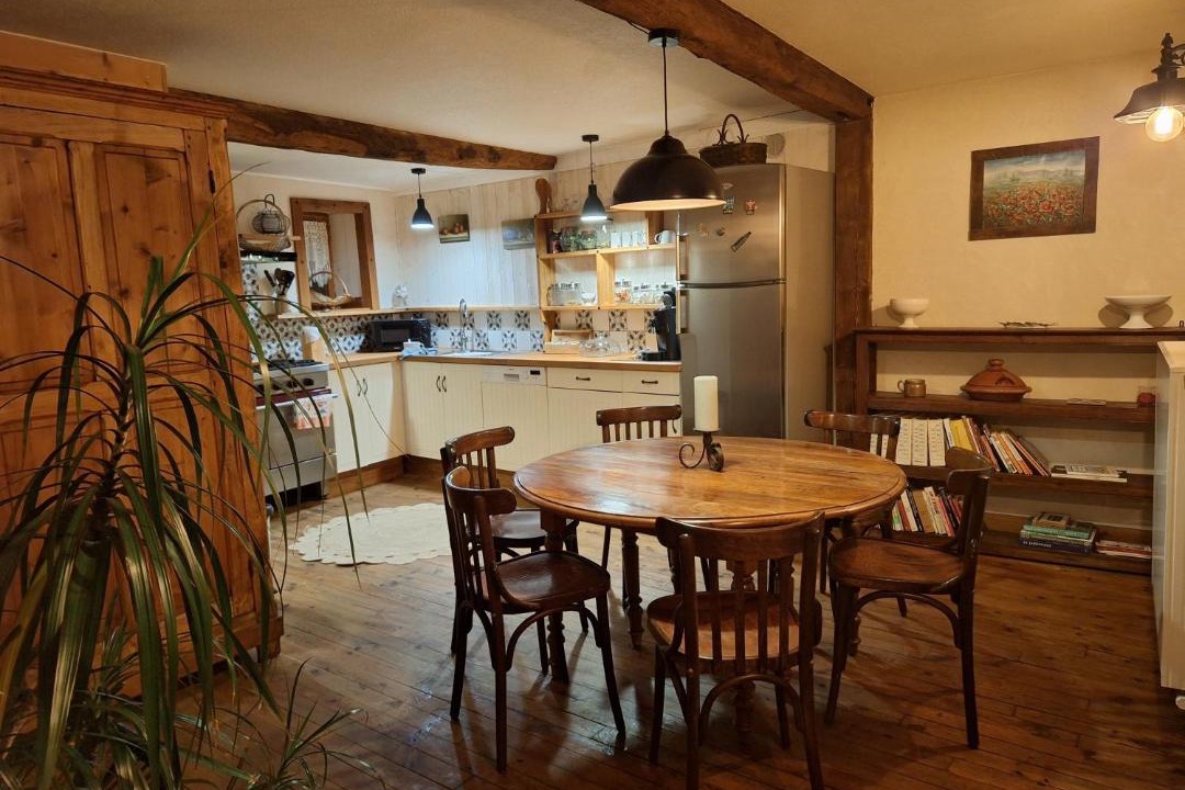 Photo of Kitchen in Saint-Jean-Saint-Maurice-sur-Loire