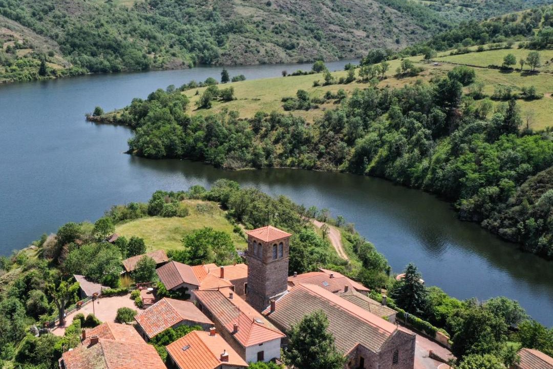 Photo of Others in Saint-Jean-Saint-Maurice-sur-Loire