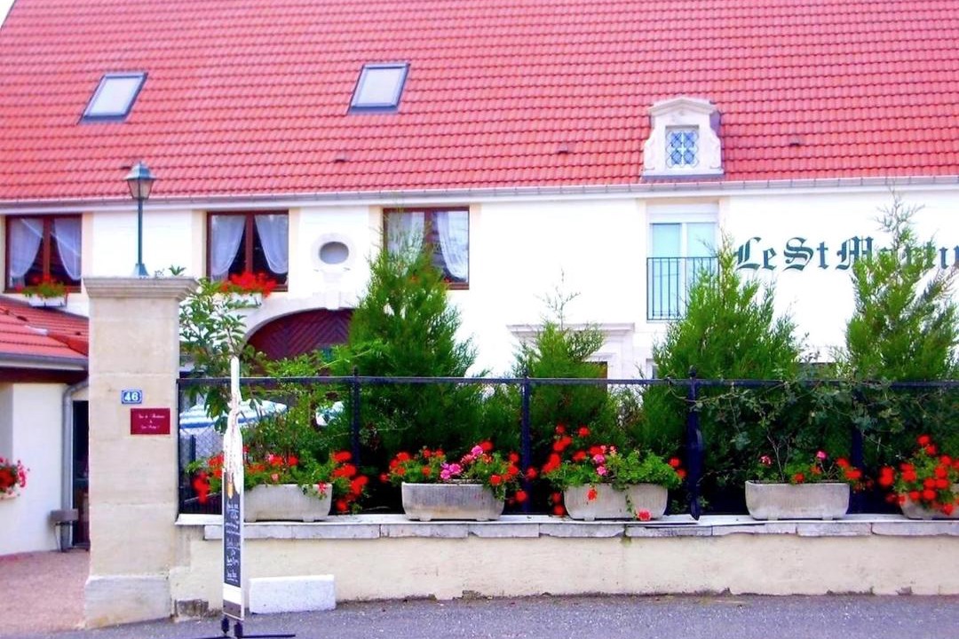 Photo of Others in Bourg-Sainte-Marie