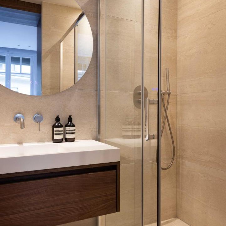 Photo of Bathroom in 8th Arrondissement