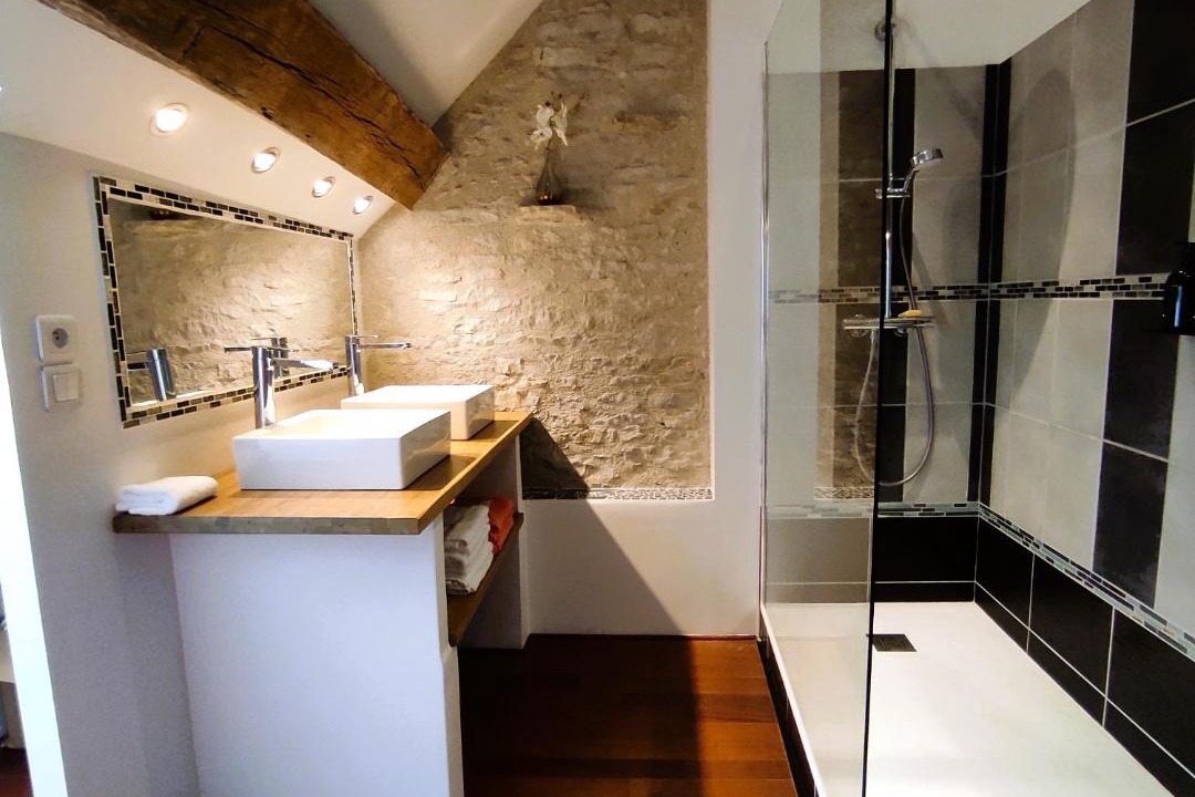 Photo of Bathroom in Meuilley
